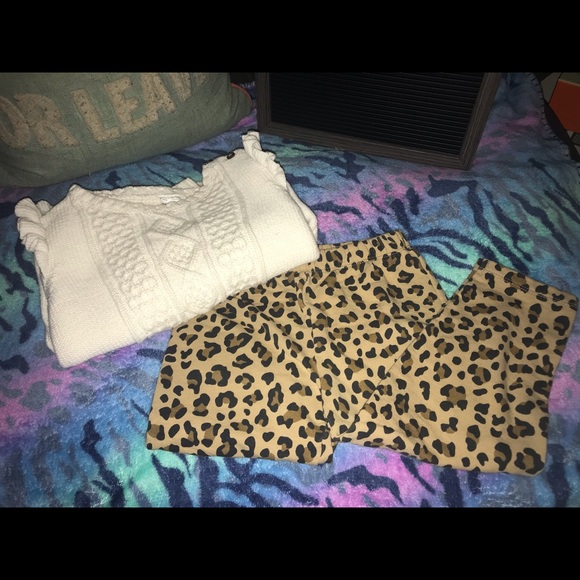 Baby Girl Sweater Set - Picture 3 of 3